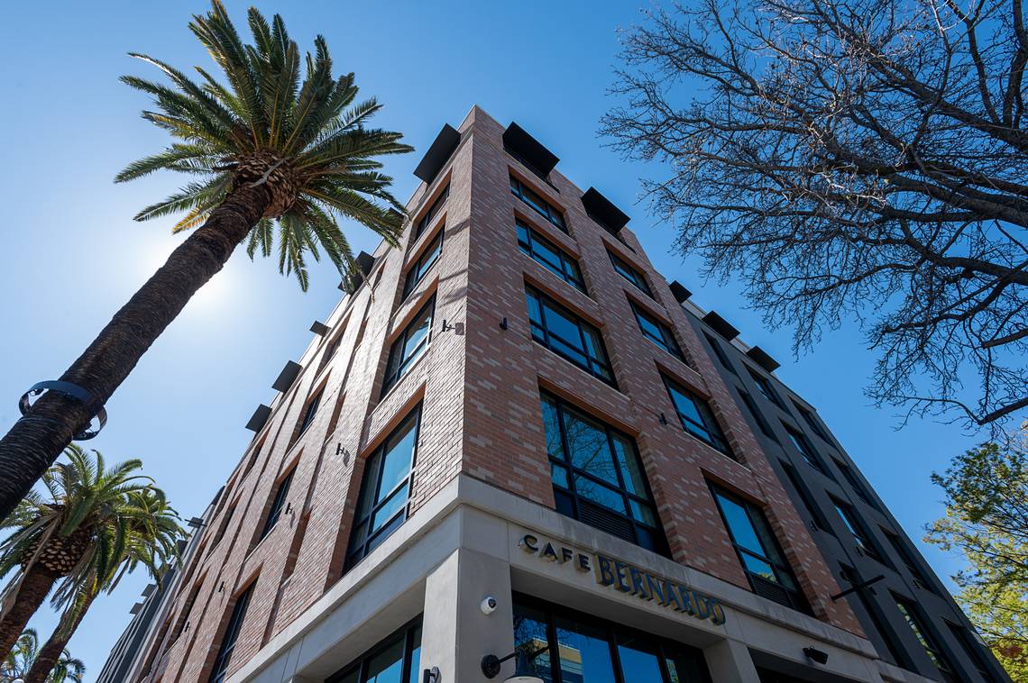 Sacramento hotel exterior where a private Sonoma wine tour begins